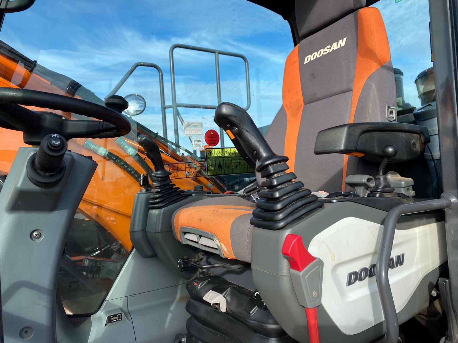 DOOSAN DX160 W-5 - Imagen 7
