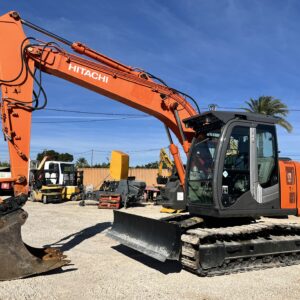 HITACHI ZAXIS 135 US-3