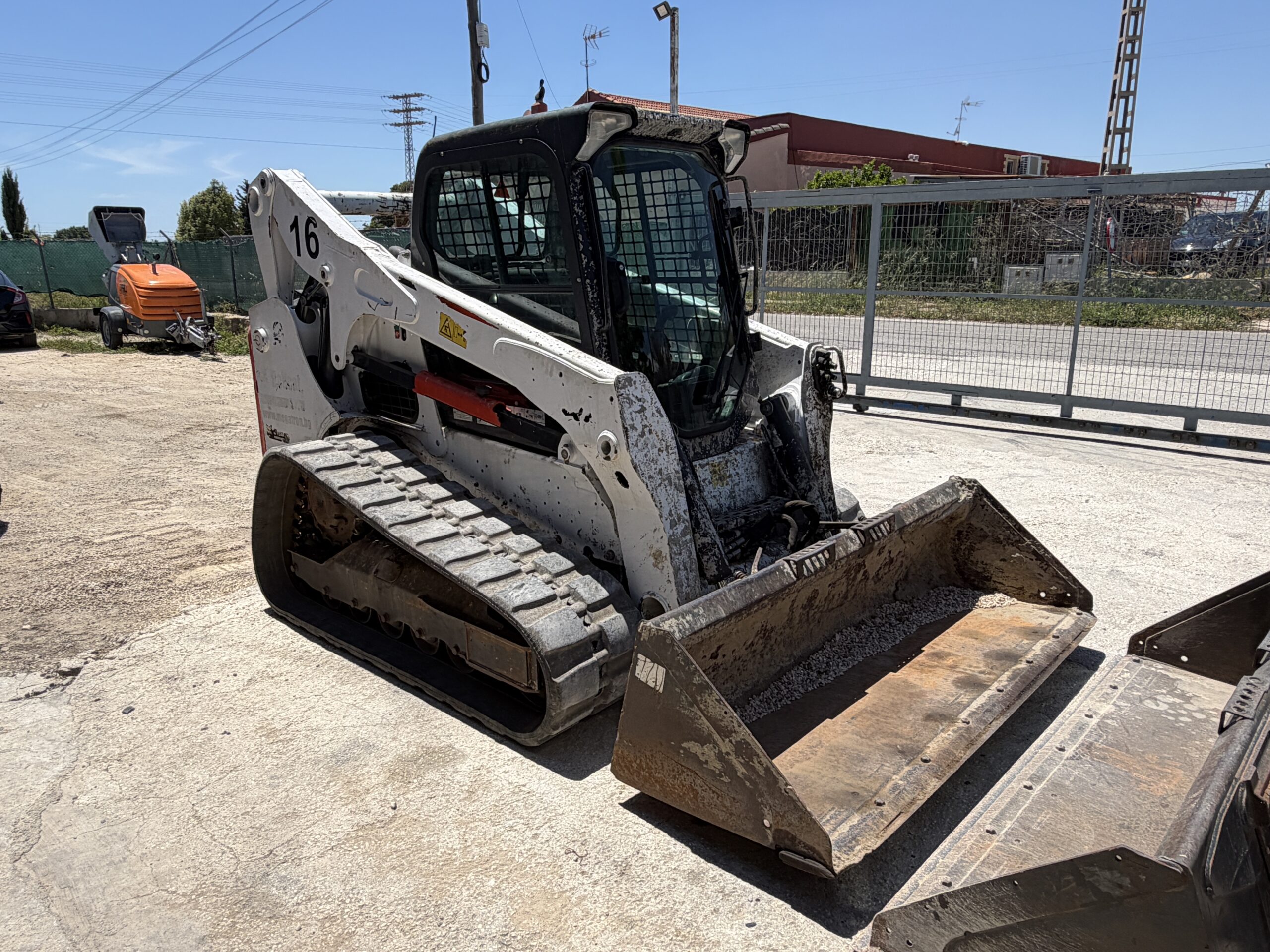 BOBCAT T770 - Imagen 3