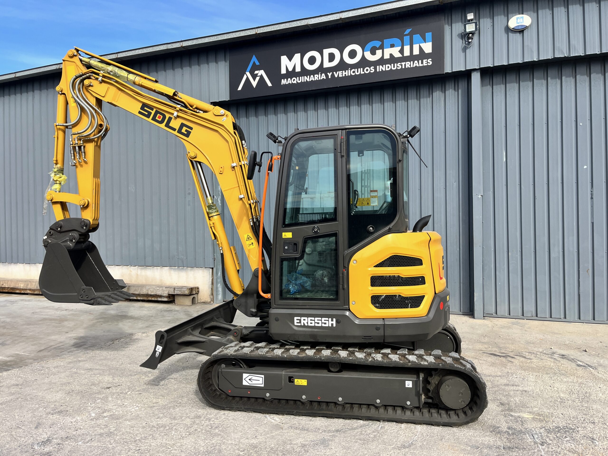 SDLG ER655H - Imagen 2