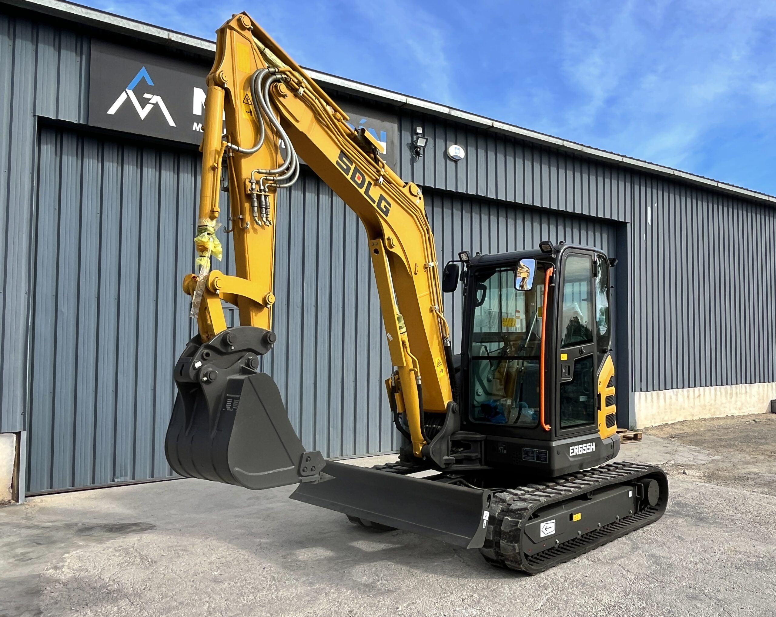 SDLG ER655H - Imagen 3