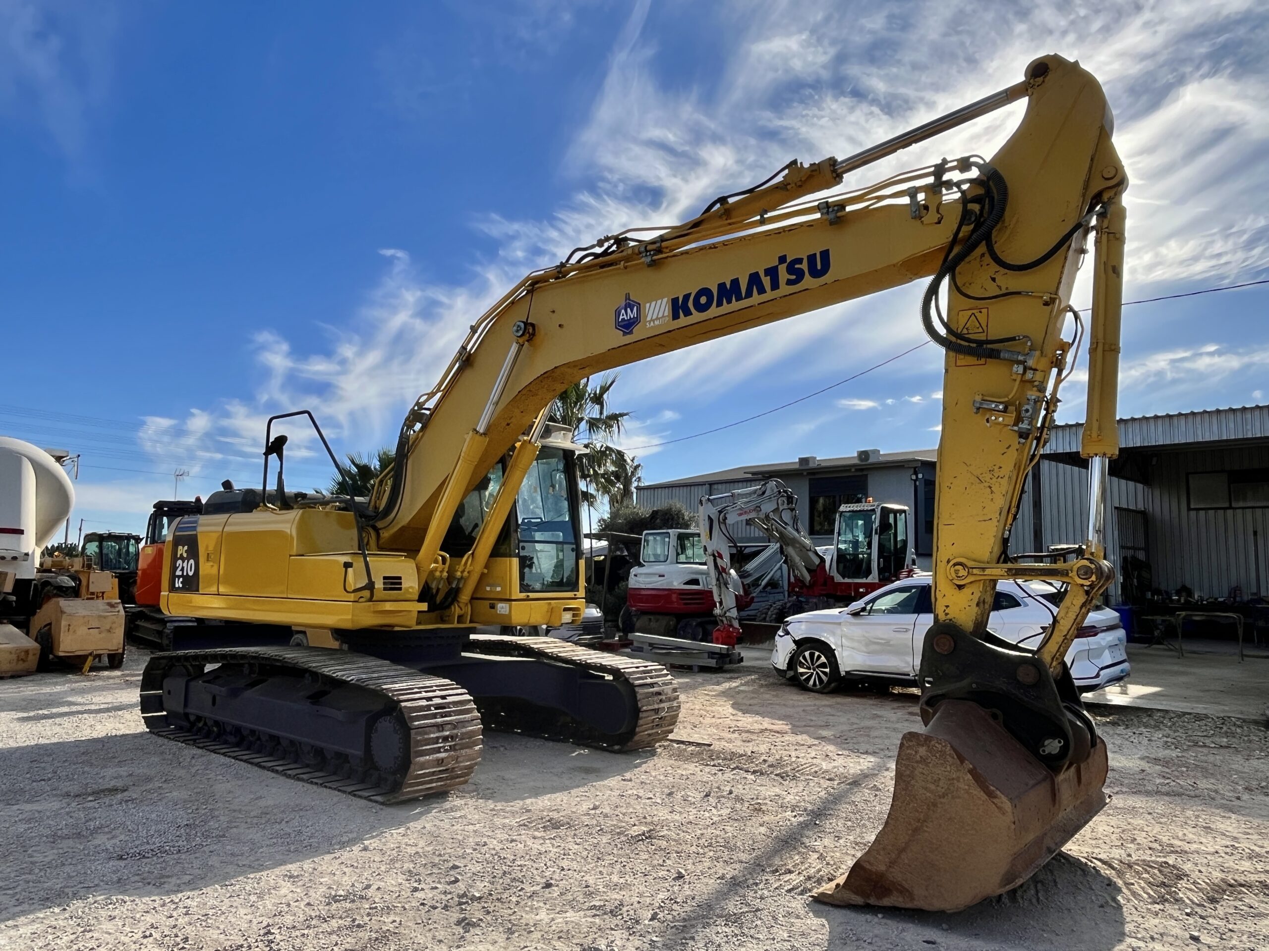 KOMATSU PC210 LC-8 - Imagen 6