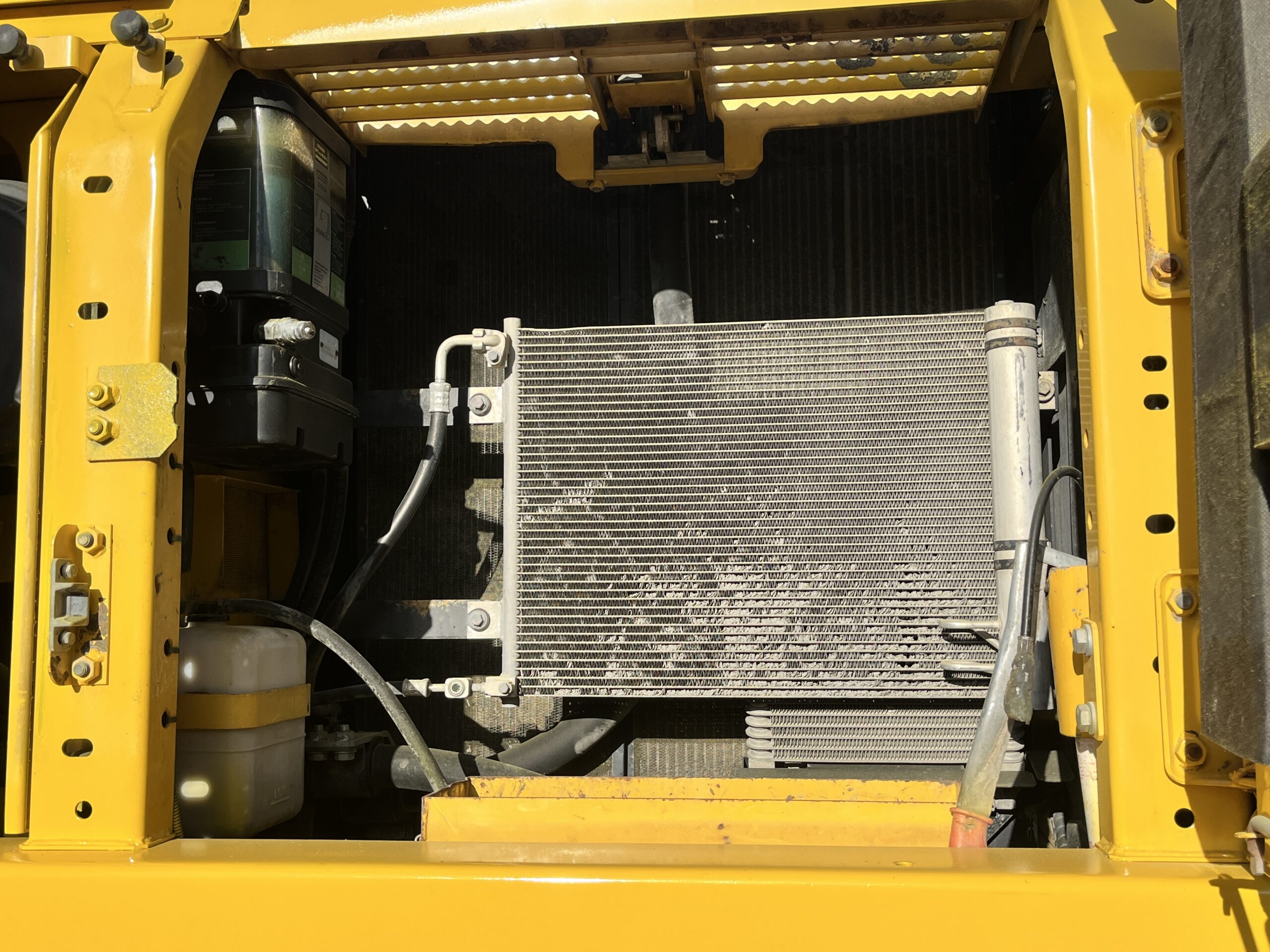 KOMATSU PC210 LC-8 - Imagen 16