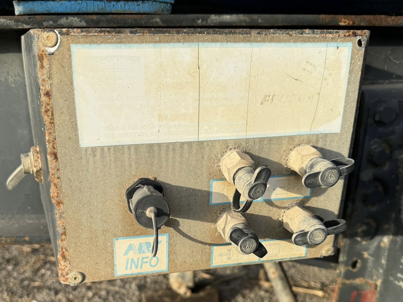 FRUEHAUF T 34 C - Imagen 4