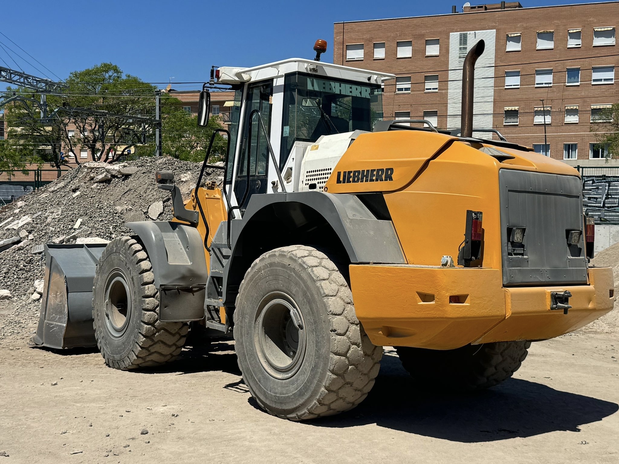 LIEBHERR L544