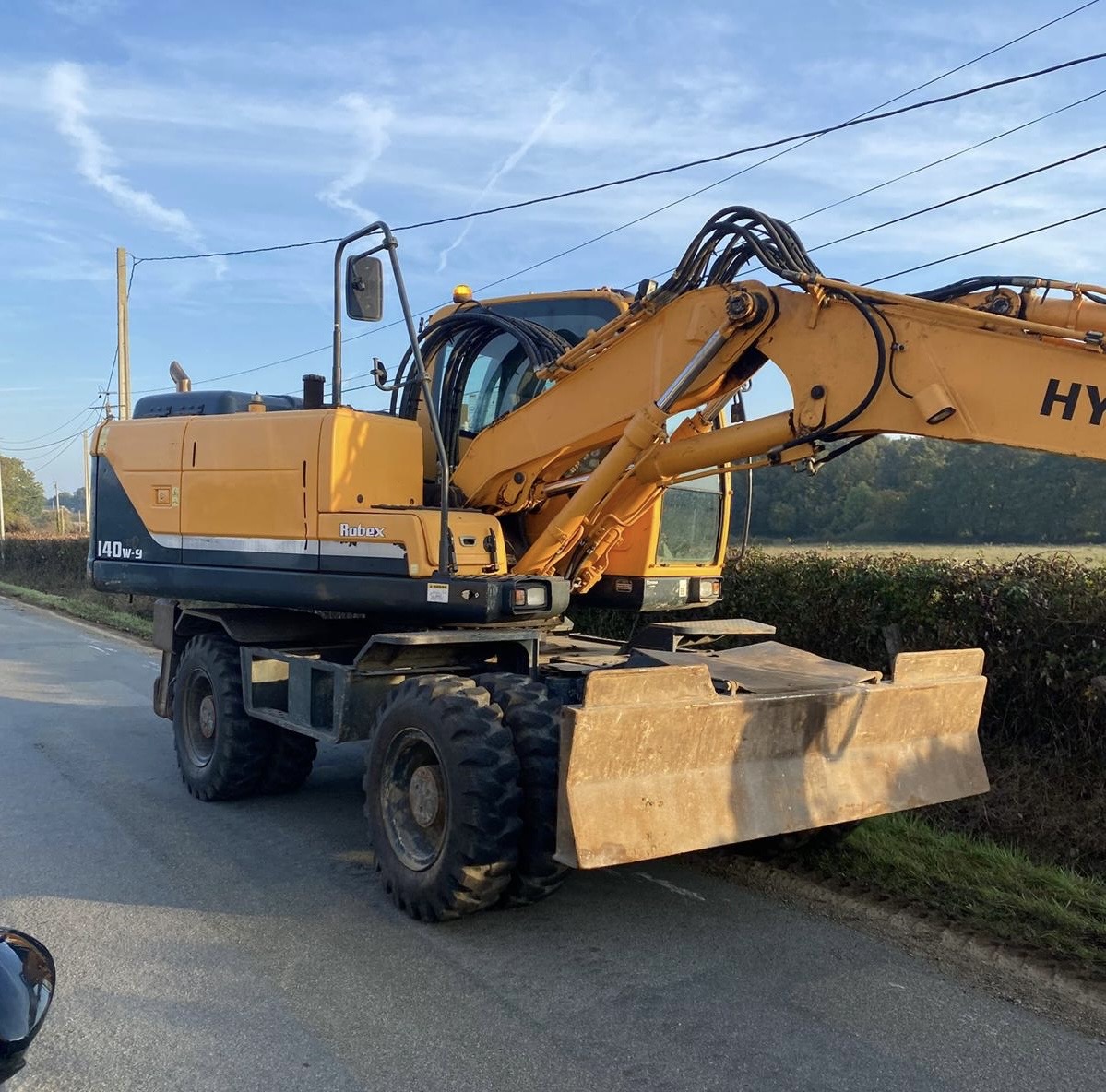 HYUNDAI ROBEX 140 W-9