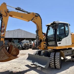 LIEBHERR A910 COMPACT