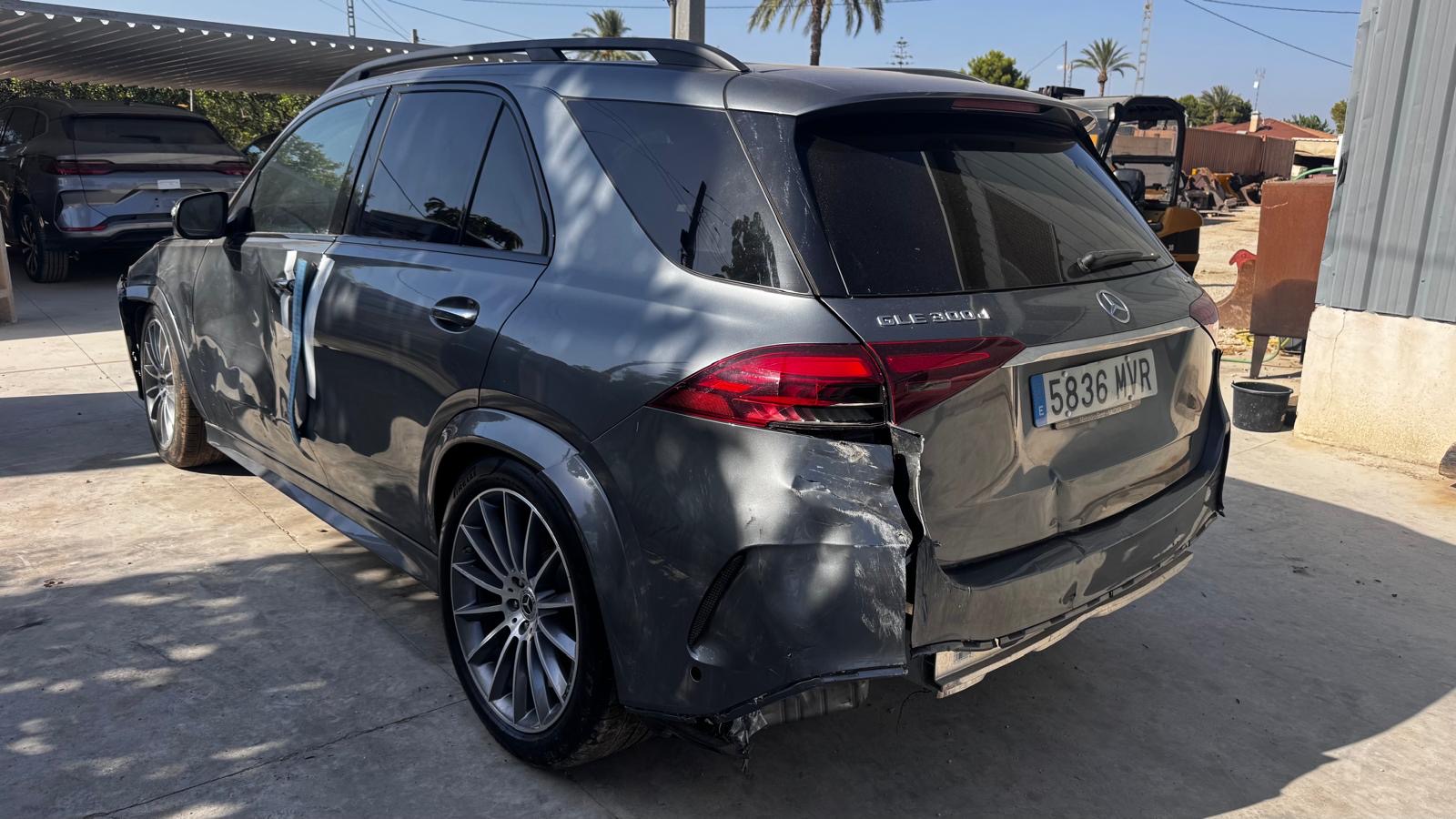 MERCEDES GLE 300D - Imagen 4