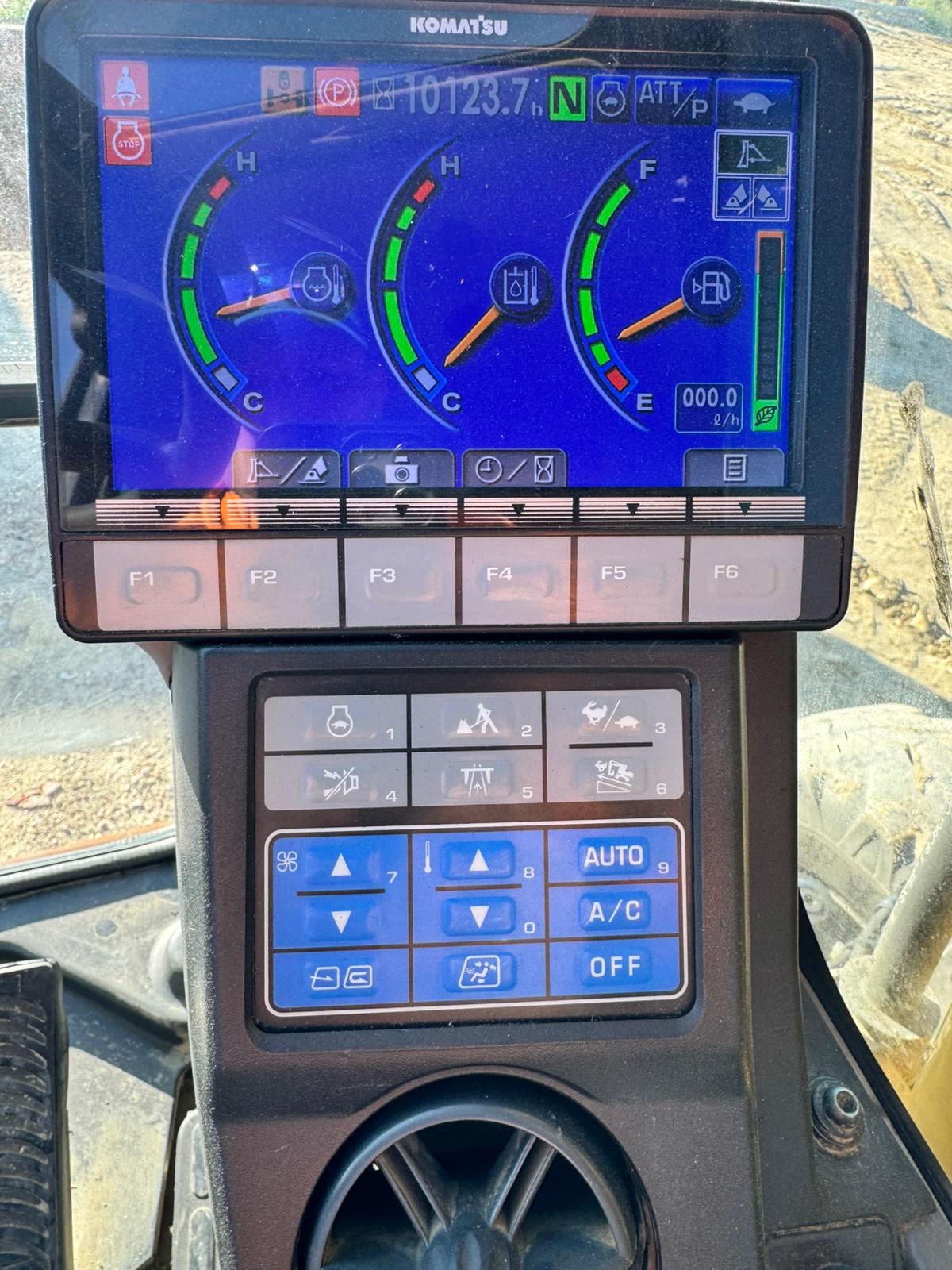 KOMATSU PW148-10 - Imagen 20