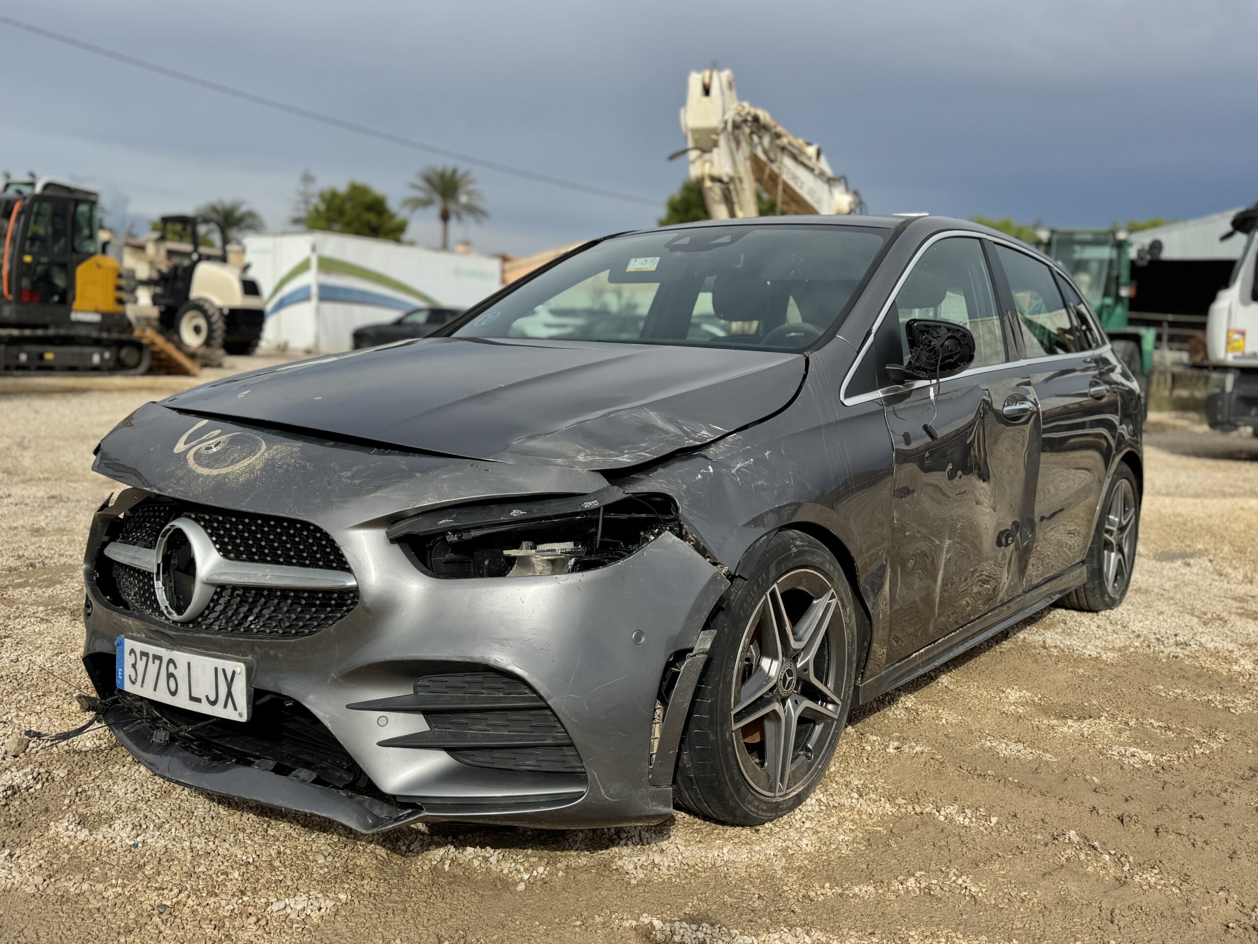 MERCEDES B200 D