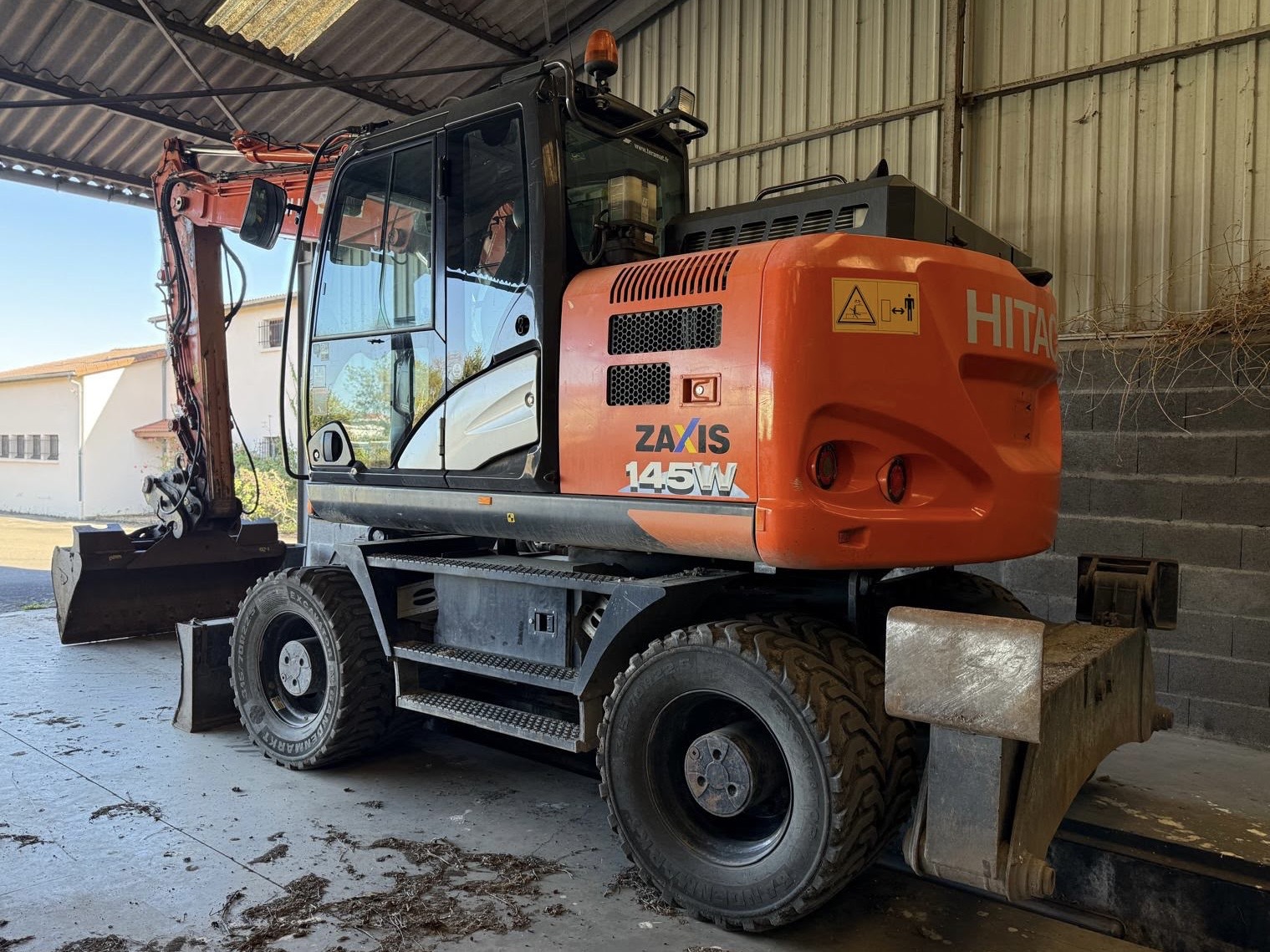 HITACHI ZX 145W-6